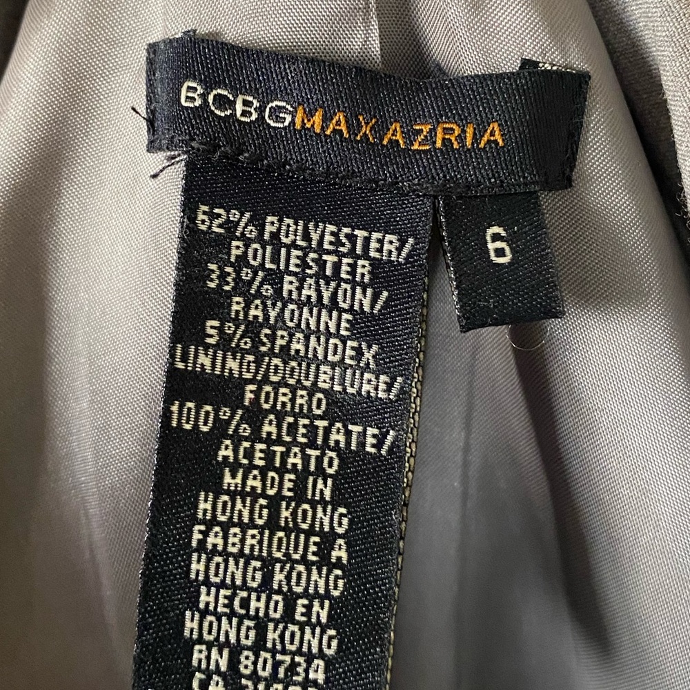 BCBG GRAY SKIRT SET Lightly worn, great condition. Jacket size 6, skirt size 4